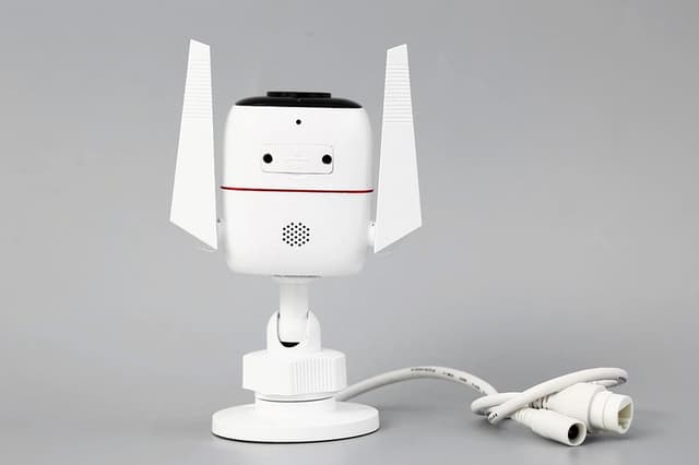 Camera ngoài trời TPLink Tapo C310 (3MP, đàm thoại 2 chiều, IP66, cổng LAN)