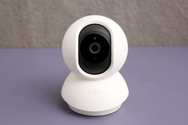 Camera TPLink Tapo C200 (2MP, đàm thoại 2 chiều, 360 độ, full HD)